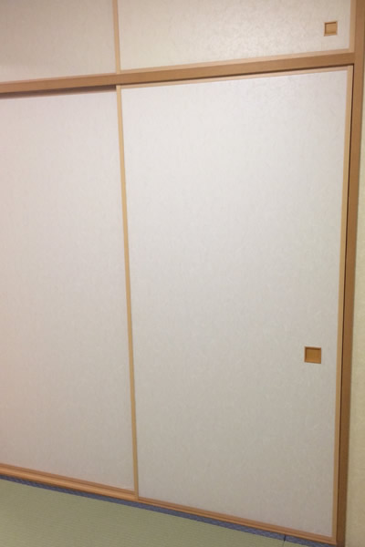 ふすま張替え